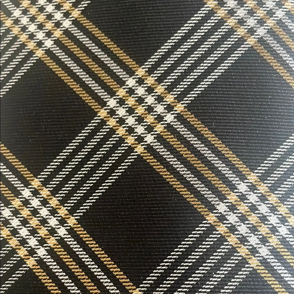 Roundtree and Yorke Silk Tie  Tartan Tie Black-Gold-White